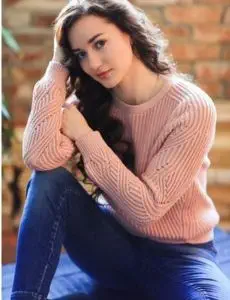 Elite escort service in Kalamnuri for home and hotel visits